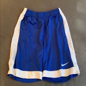 Boys Nike Basketball shorts Size XL